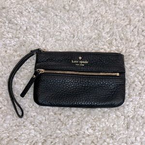 NWOT Soft Black Pebbled Leather Kate Spade Wristlet!!